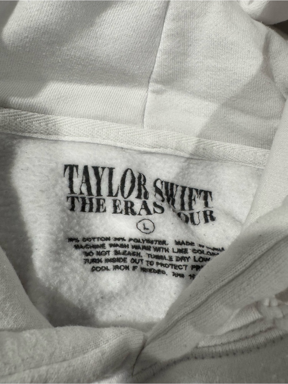 TAYLOR SWIFT • THE ERAS TOUR COLLAGE WHITE HOODIE - Picture 5 of 5